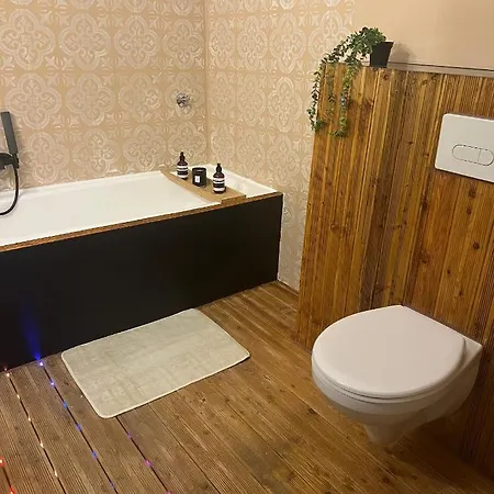 Modernes Loft Mit Whirlpool, Sauna & Billardtisch * Essen