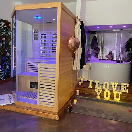 Modernes Loft Mit Whirlpool, Sauna & Billardtisch Apartmán