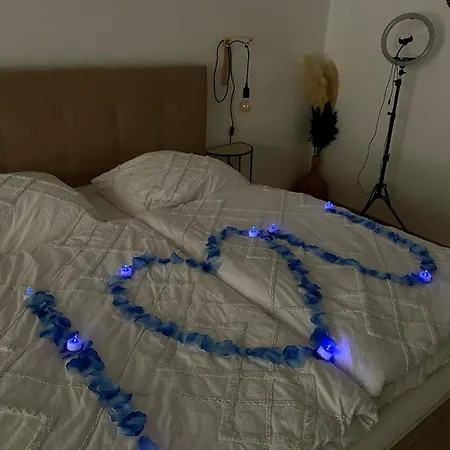 Modernes Loft Mit Whirlpool, Sauna & Billardtisch *